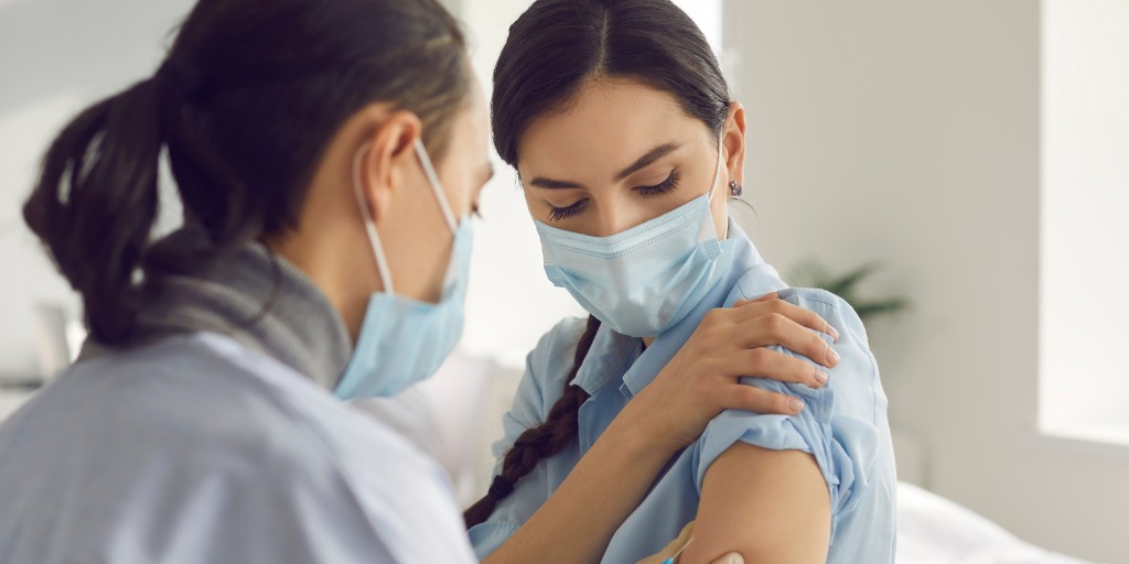 Podcast alert! In this episode of <a href="/EANeurology/">European Academy of Neurology</a>'s eanCast: Weekly Neurology, host Melinda Magyari is joined by ECTRIMS Podcast host Brett Drummond to talk about the ECTRIMS-EAN Vaccination Consensus Statement with lead author Susana Otero of <a href="/CEMCAT/">CEMCAT</a>🎧 here: bit.ly/47f5vSC