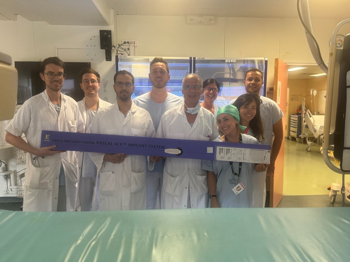 Service de Cardiologie - CHU de Rouen (@cardio_churouen) on Twitter photo 🚨Première dans le service de Cardiologie
Hier, nos équipes ont réalisé la première réparation percutanée mitrale avec le système PASCAL d'<a href="/EdwardsLifesci/">Edwards Lifesciences</a> au <a href="/CHURouen/">CHU de Rouen</a>
👏 Bravo à tous !
#innovation #interventionalcardiology
<a href="/CharlesFauvel/">Charles Fauvel</a> <a href="/heleltchaninoff/">Eltchaninoff</a> <a href="/DurandE72929047/">Durand Eric</a> 🚨Première dans le service de Cardiologie
Hier, nos équipes ont réalisé la première réparation percutanée mitrale avec le système PASCAL d'<a href="/EdwardsLifesci/">Edwards Lifesciences</a> au <a href="/CHURouen/">CHU de Rouen</a>
👏 Bravo à tous !
#innovation #interventionalcardiology
<a href="/CharlesFauvel/">Charles Fauvel</a> <a href="/heleltchaninoff/">Eltchaninoff</a> <a href="/DurandE72929047/">Durand Eric</a>
