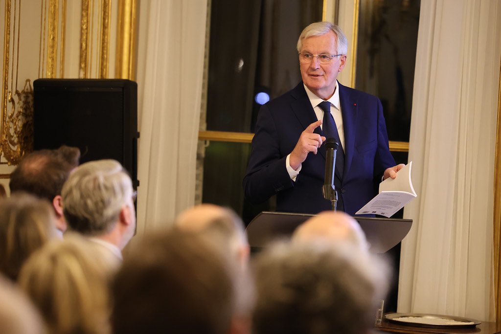 Irish Embassy Paris (@irlembparis) on Twitter photo Félicitations à <a href="/MichelBarnier/">Michel Barnier</a> pour sa nomination au poste de Premier ministre de la France.
Nous avons été ravis d'accueillir M. Barnier à l'ambassade l'année dernière pour une prise de parole en l'honneur de l'héritage irlandais de Charles de Gaulle. Félicitations à <a href="/MichelBarnier/">Michel Barnier</a> pour sa nomination au poste de Premier ministre de la France.
Nous avons été ravis d'accueillir M. Barnier à l'ambassade l'année dernière pour une prise de parole en l'honneur de l'héritage irlandais de Charles de Gaulle.