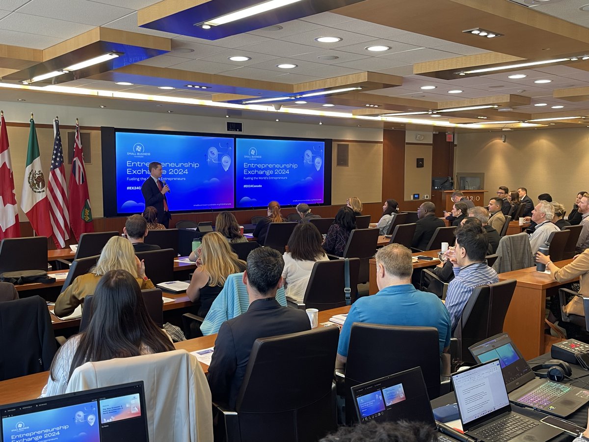 SmBizRoundtable's tweet image. #EX24Canada has kicked off in #Toronto with opening remarks from SBR Co-Executive Director @johnbstanford. Today&apos;s agenda is stacked with North America&apos;s leading voices in #smallbiz. 
#entrepreneurshipexchange