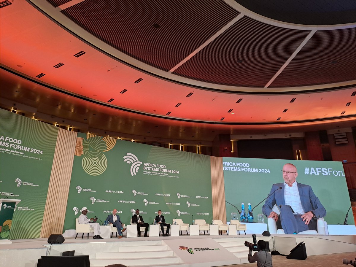 SNV_AgriFood's tweet image. 'Regenerative agriculture is crucial for preserving our ecosystems. We need bold public-private partnerships that improve biodiversity, water management &amp;amp; resilience, while ensuring equity &amp;amp; sustainability for all.'

- SNV's Andre de Jager at @TheAGRF on investing in RA systems.