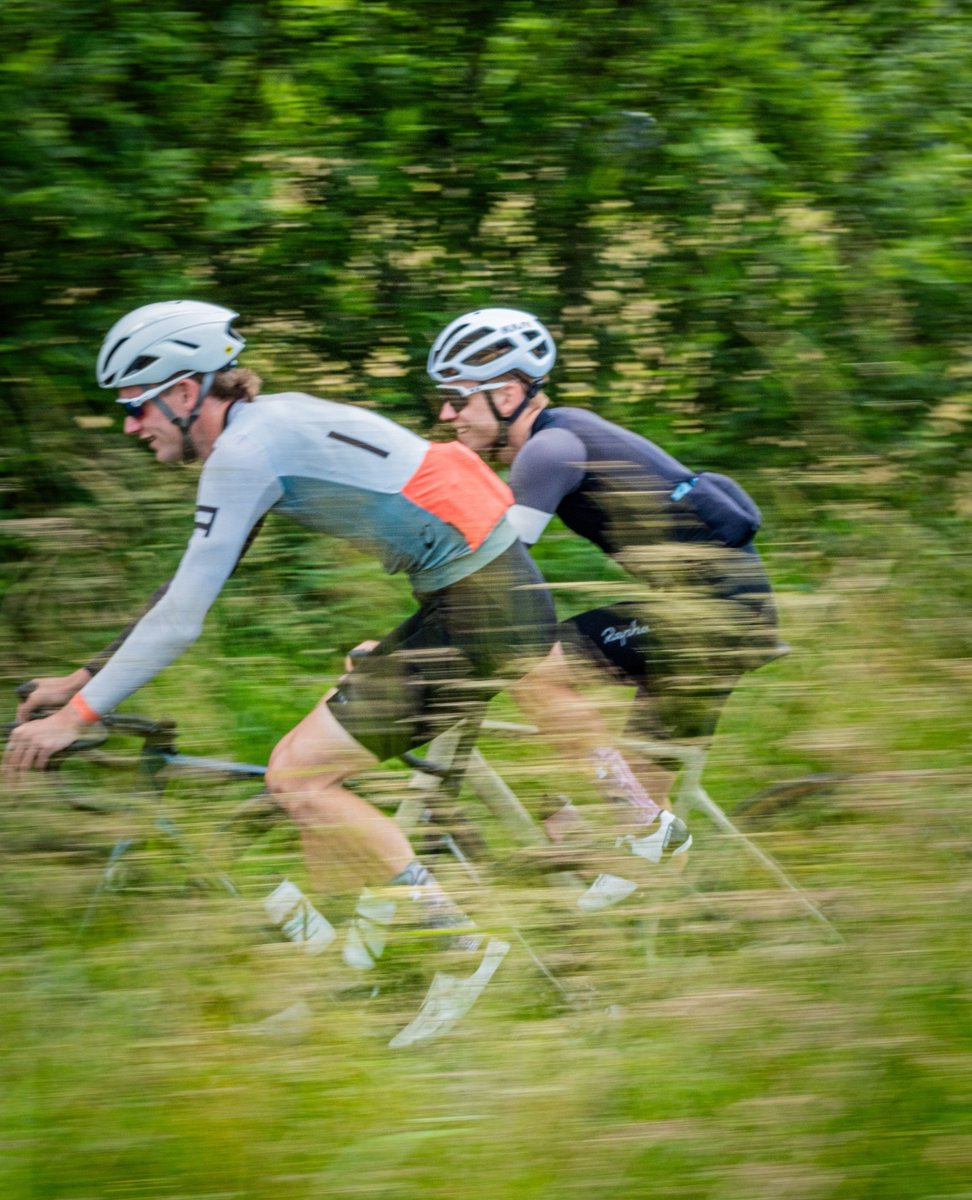 Every ride is a new adventure. Push beyond your limits, feel the wind on your face, and embrace the freedom that only cycling can give. Whether it’s climbing mountains or cruising on open roads, the journey is yours.⁠
⁠
sockeloen.com

#cycling #sockeloen