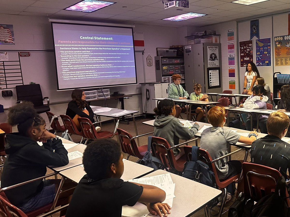 𝔸𝕝𝕒𝕚𝕟𝕒 𝕋𝕒𝕪𝕝𝕠𝕣 tweet media