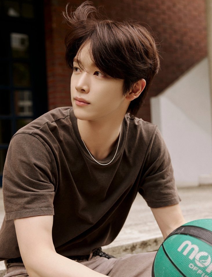 sungchan pics (@sungchan_pics) on Twitter photo 