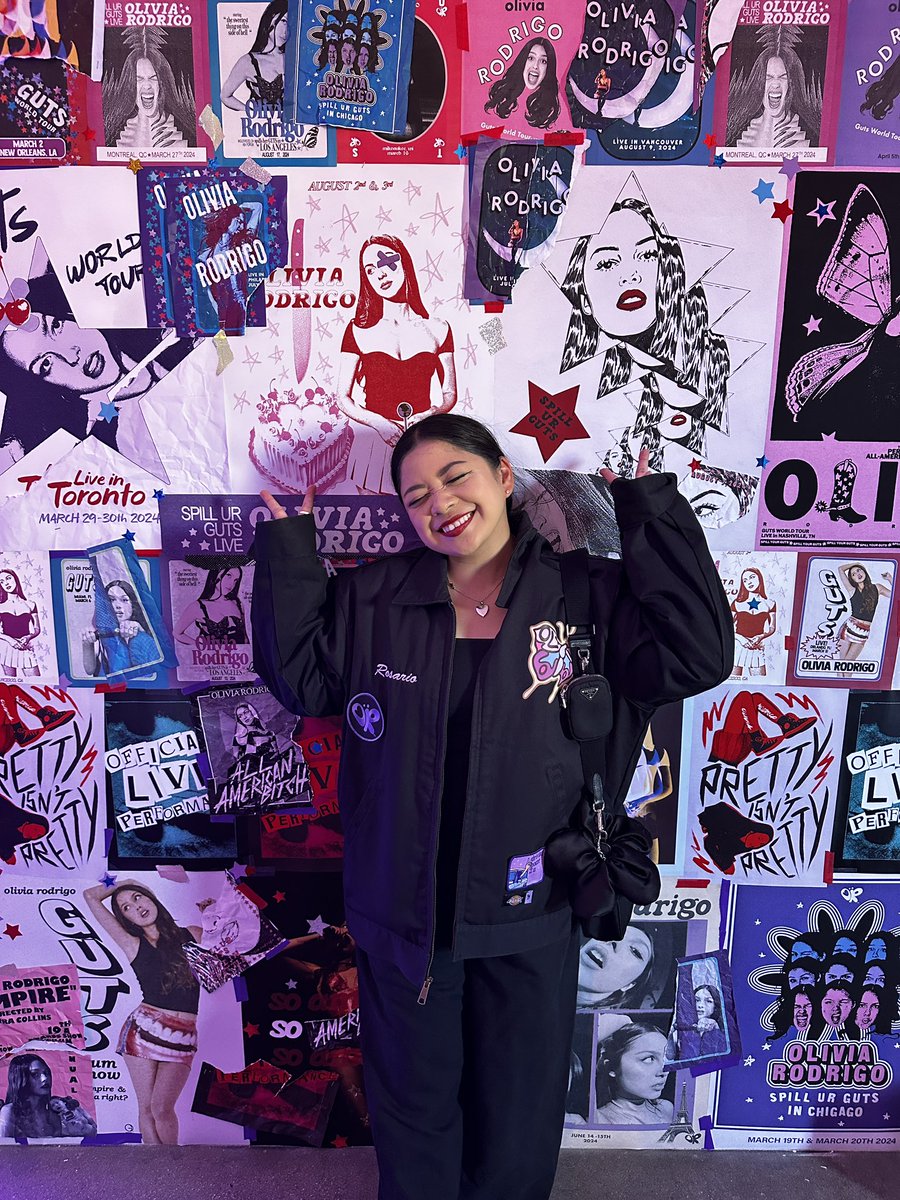 jessicamousetv's tweet photo. happy one year of guts! 💜 @LiviesHQ #1yearofGUTS https://t.co/mNvczioNBP
