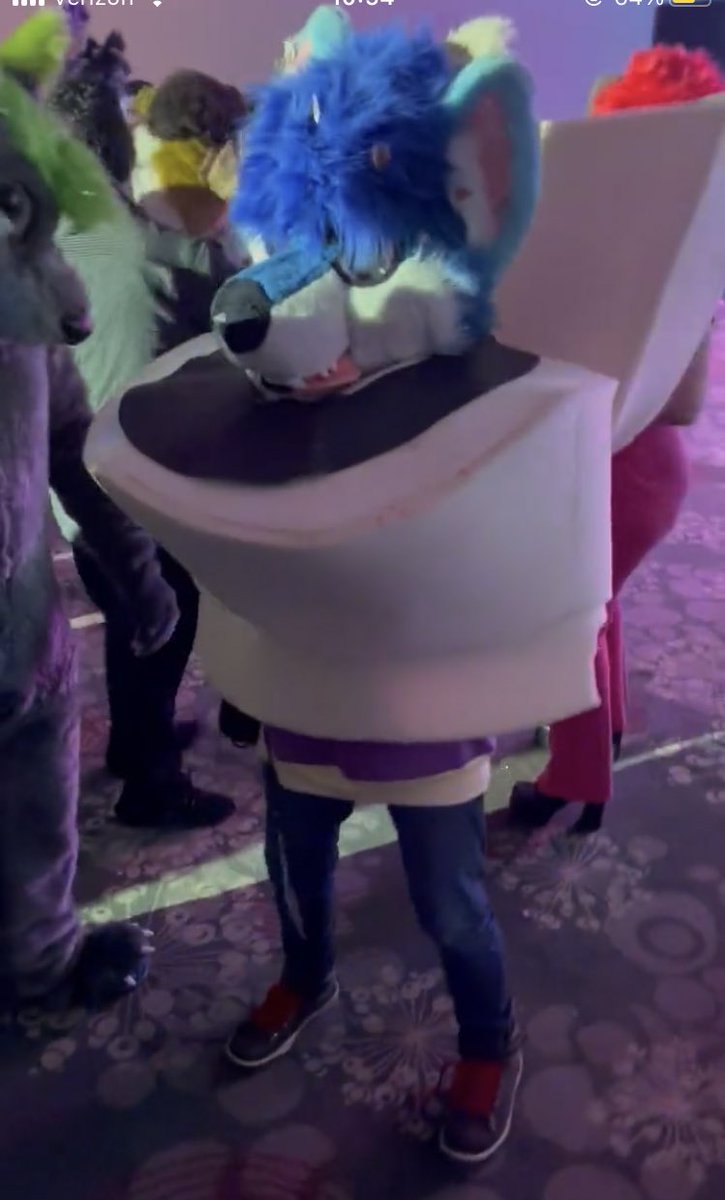 no context furry tweet media