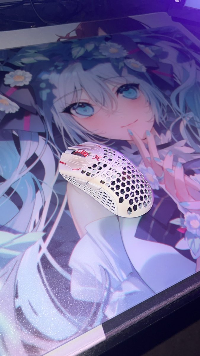 SP-004 HATSUNE MIKU
Finalmouse ULX Pro Series Aceu

#WALLHACK