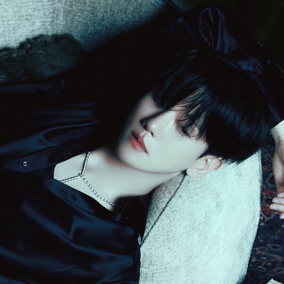 얼굴로 기 살려주는 남자가 좋다..