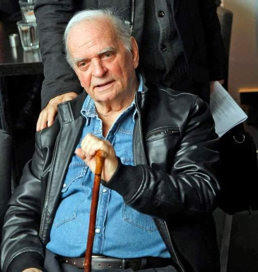bruidsjonker_1's tweet photo. Γεννήθηκε  στο Νοβοροσίσκ της Ρωσίας. Ένα μικρό κορίτσι που σε βρεφική ηλικία χάνει και τους δύο γονείς της. Έρχεται ως πρόσφυγας στην Αθήνα . Από την τρυφερή ηλικία των 9 χρόνων γίνεται υπηρέτρια σε διάφορα σπίτια πλουσίων . https://t.co/n1CGwpb0oi