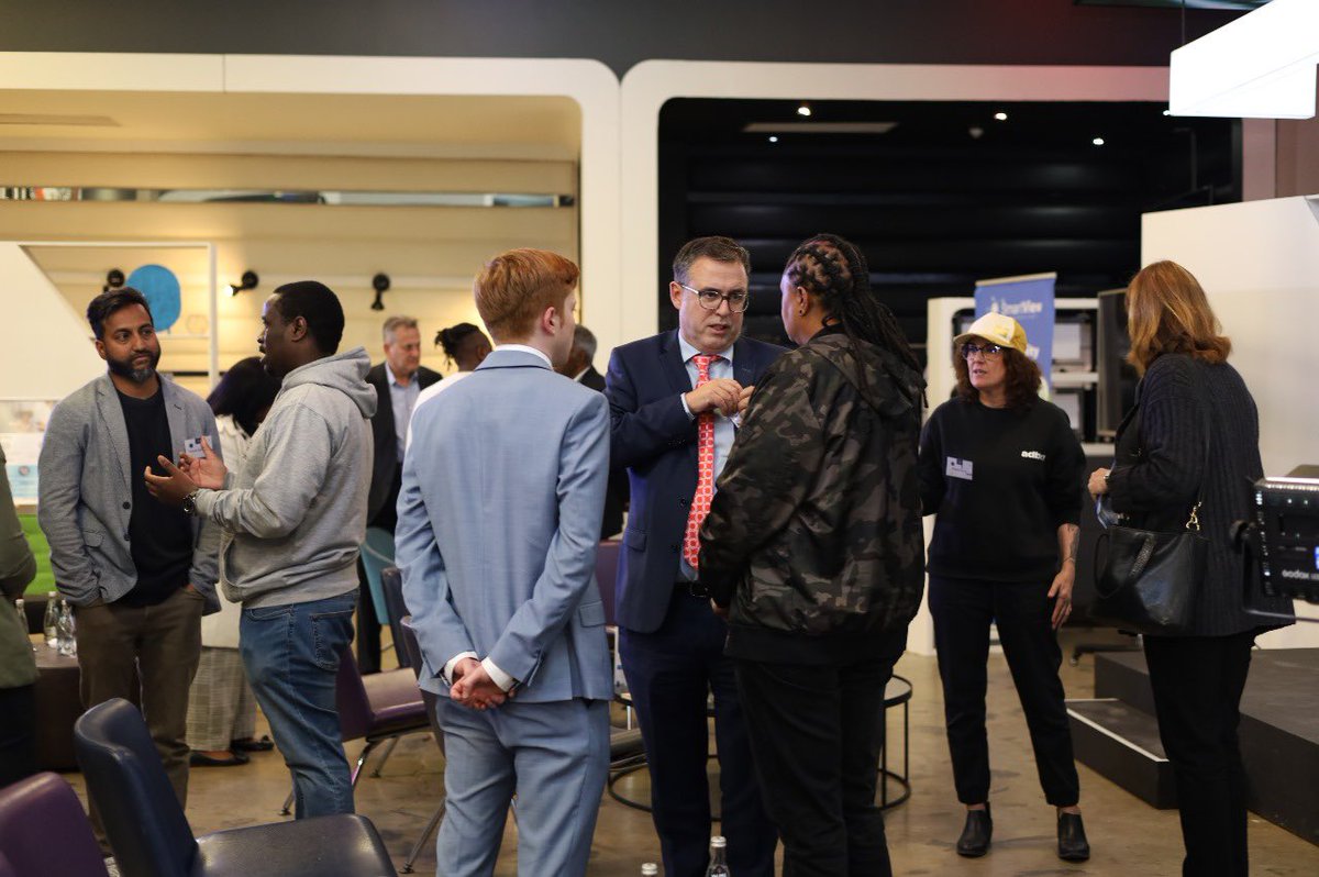 On Friday, August 30th, we held the Irish Tech Challenge SA 2024 Showcase.

We extend our congratulations to the seven startups and wish them success in the upcoming stages of the programme.

You can watch the event here: shorturl.at/cho4X

#IrishTechChallengeSA #Showcase