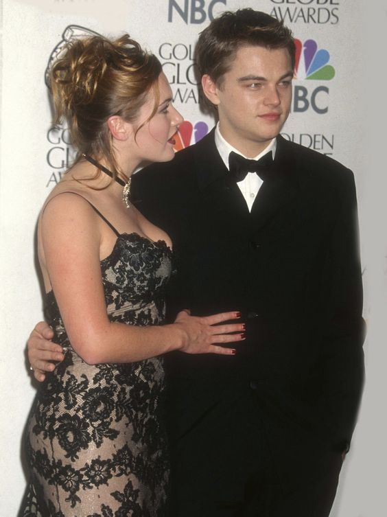 Leonardo DiCaprio and Kate Winslet at the 1998 Golden Globes Leonardo DiCaprio and Kate Winslet at the 1998 Golden Globes