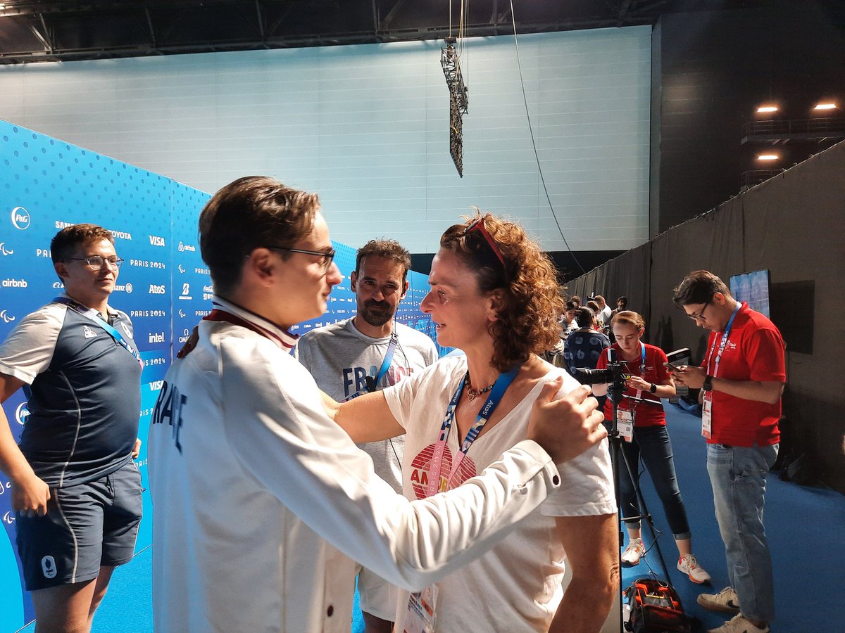 Sconstanzer's tweet photo. 10 médailles déjà pour la natation française aux Jeux paralympiques et c'est pas fini, jour 8 dans le bassin #Paris2024 https://t.co/iIYLCuoqhx