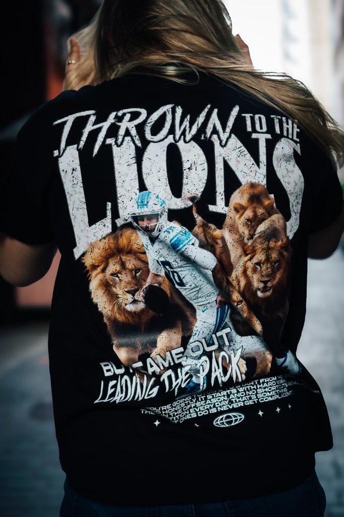 QUΞSTIONABLΞ TEEZ tweet media