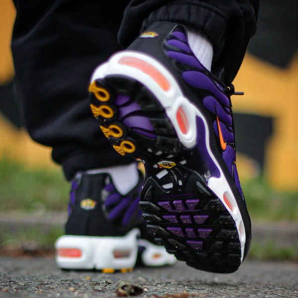 air max plus voltage purple on feet
