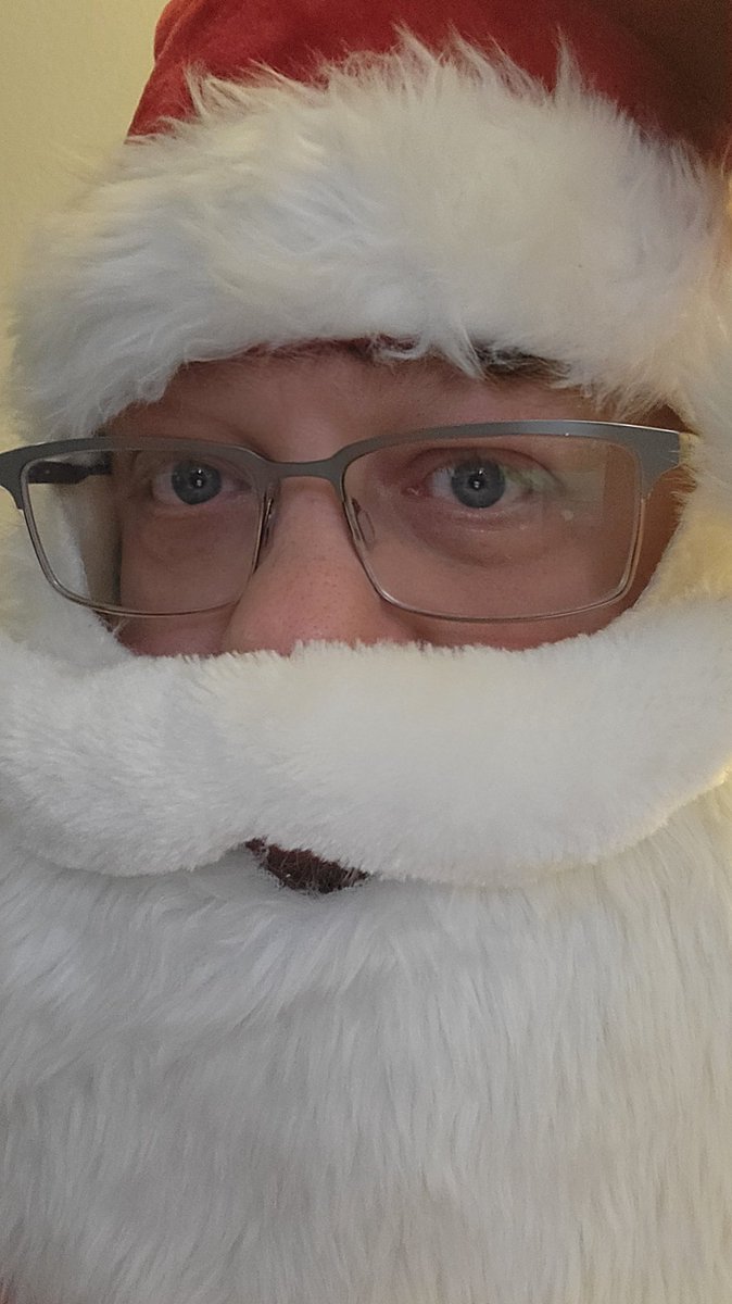 TableTopNLock's tweet image. Can you guess my #comiccon #cosplay?