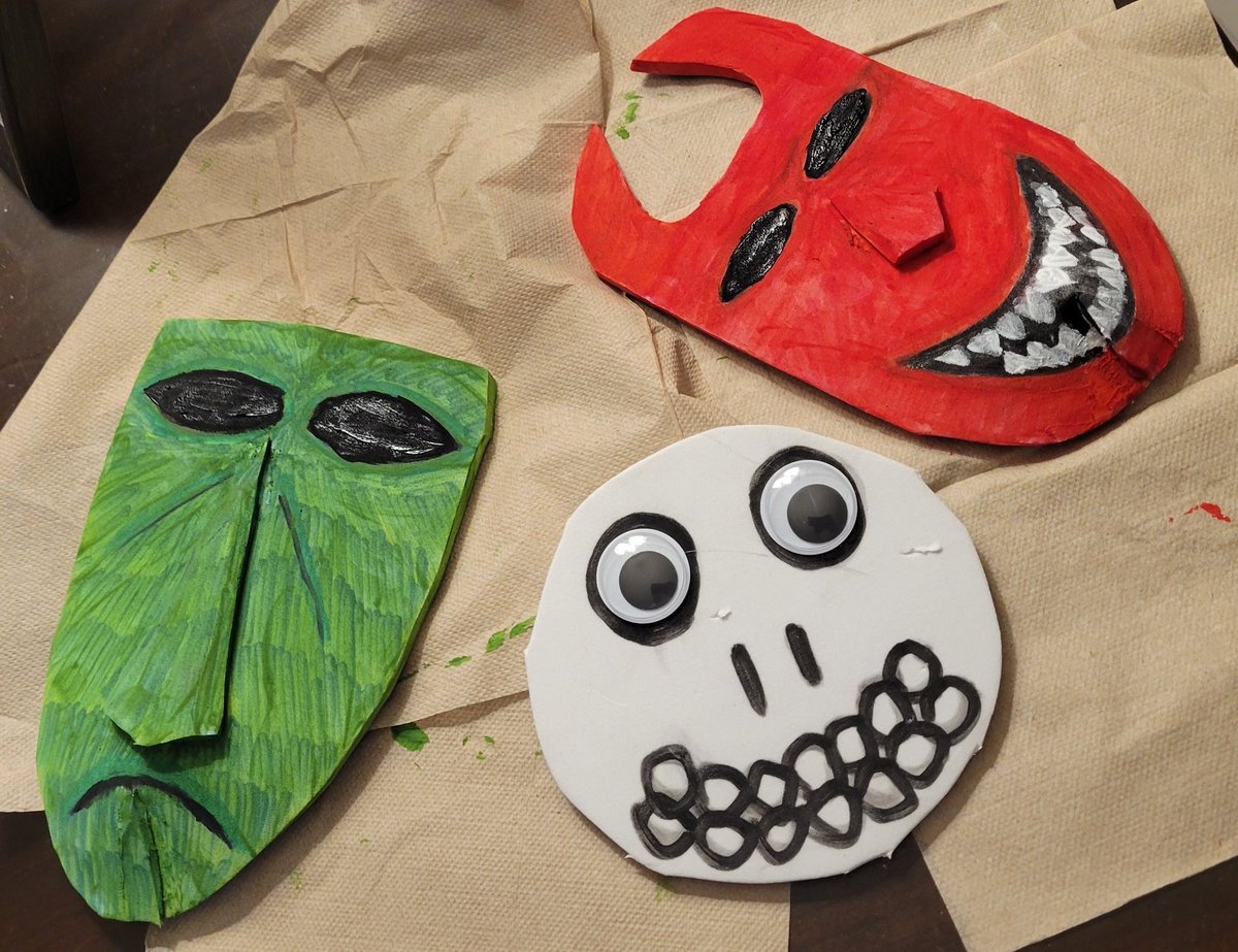 TableTopNLock's tweet image. Can you guess my #comiccon #cosplay?