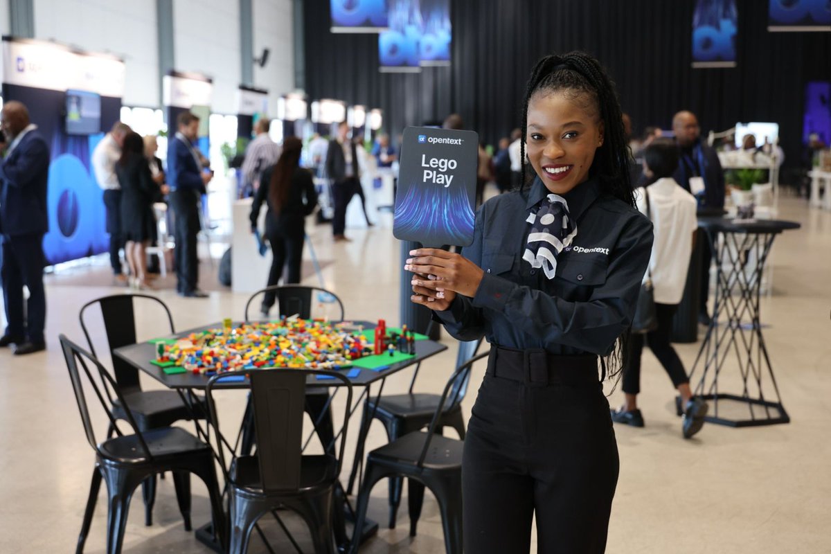 WaldeckCAnn's tweet image. What an extraordinary day at @OpenText Summit Africa 2024! 

Let’s keep pushing boundaries and driving innovation as we navigate this ever-evolving digital landscape

#OpenTextAviator  #OTSummitAfrica2024 #Aviator #Chiief