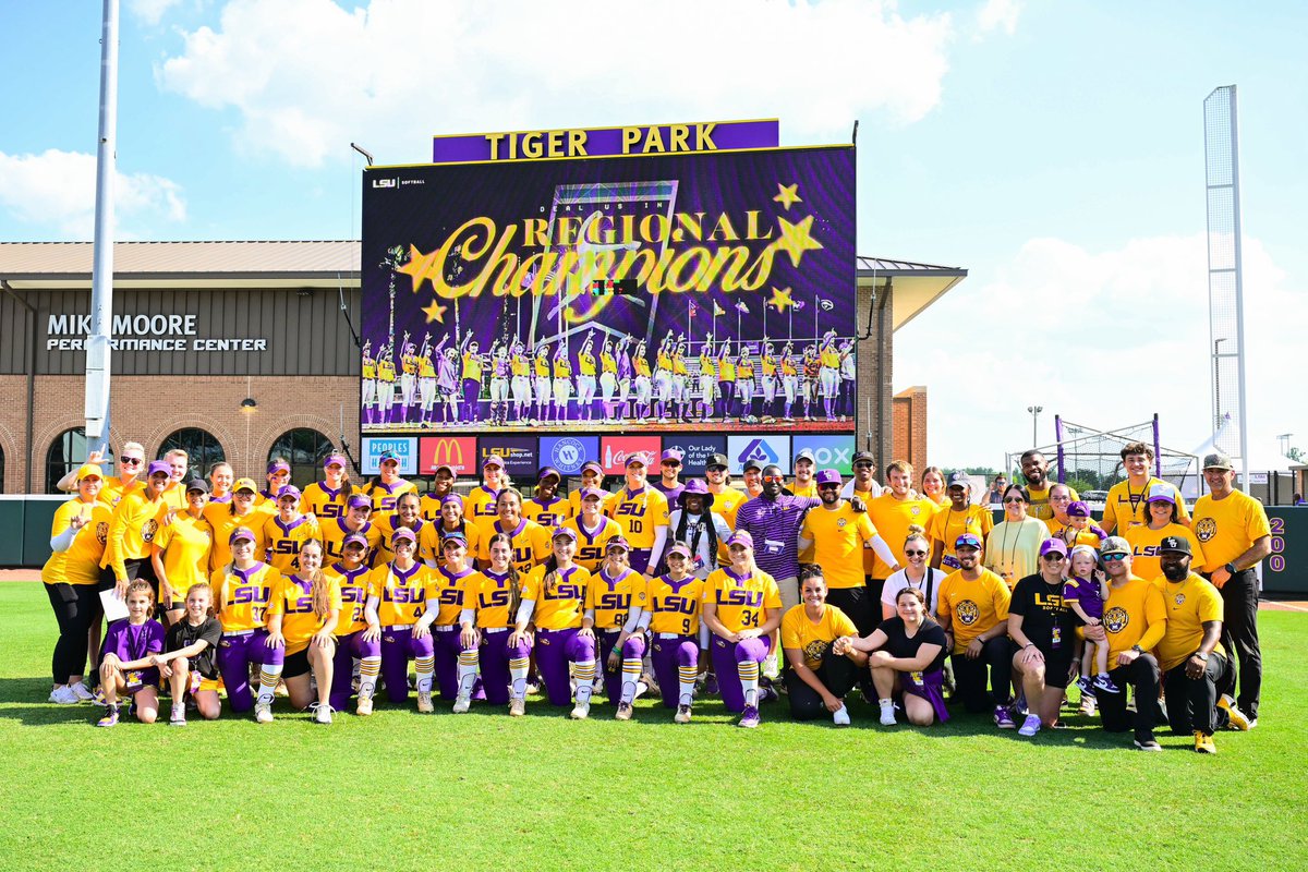 CoachNealPT's tweet image. FAMILY

#IYKYK