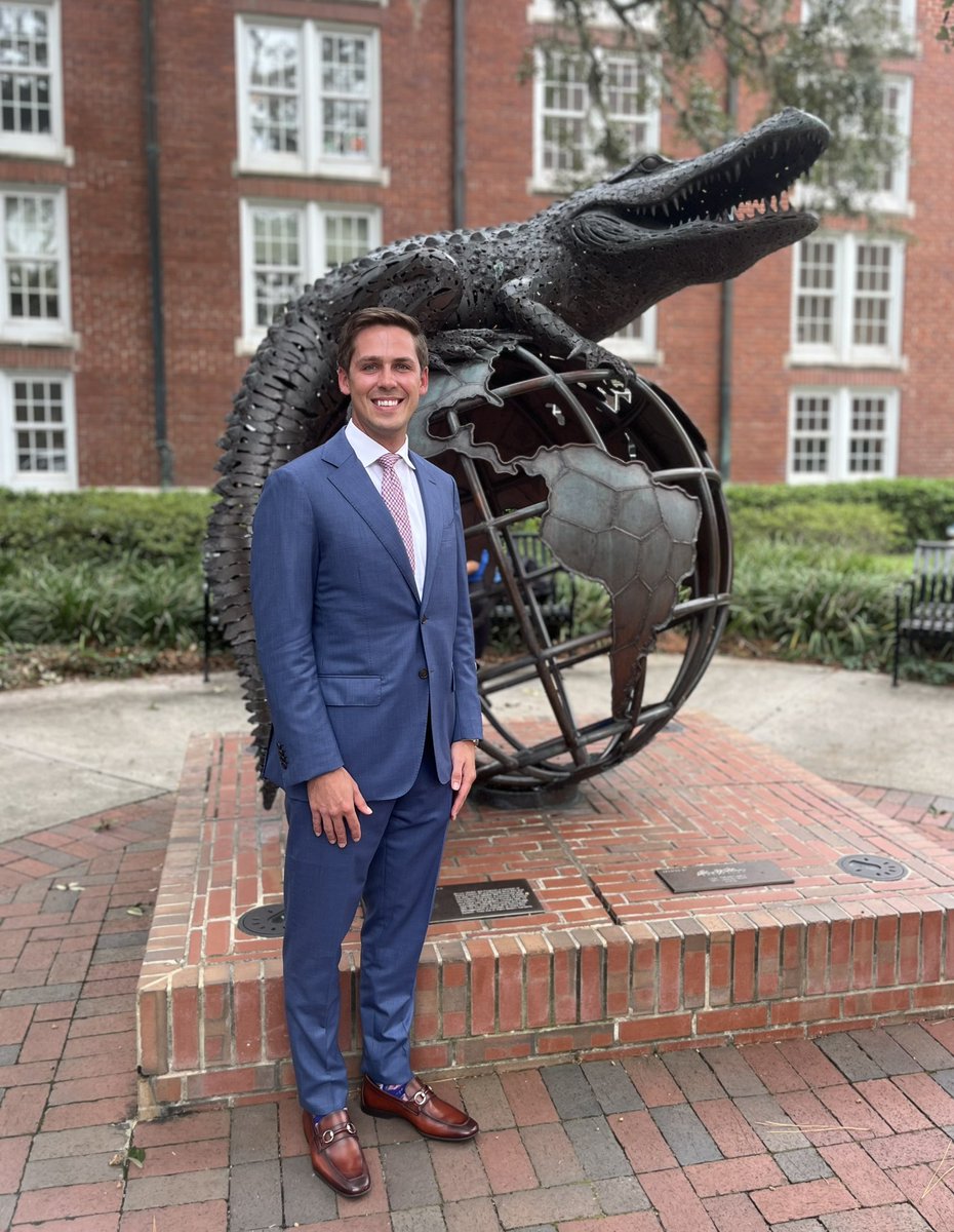 AlbieKaminsky's tweet image. Thank you @UFWarrington. I had a great time reconnecting with old friends and members of the business college’s leadership team, and sharing insights with undergrads on how to turn campus involvement into career readiness. Go Gators! 🐊