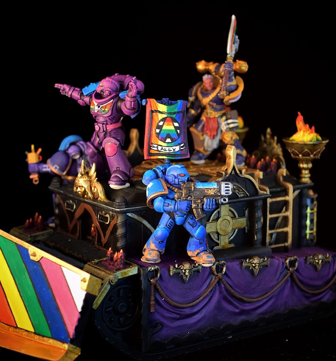 LGBTQ_Warhammer's tweet image. @.jamiedaggers (IG)
@.mungos.marvelous.minis (3D print)

Fabulous Marines entry. This one REALLY speaks for itself. like OMG 🏳️‍🌈💖💖