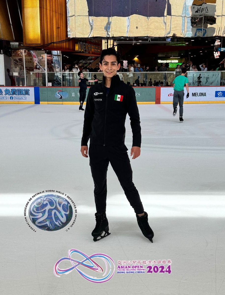 DonovanCarrFan's tweet photo. Fotos del programa libre! 1/?

#FigureSkating #patinajeartistico #ISUFigureSkating #OrgulloMexicano #DonovanCarrillo #asianopenfigureskatingtrophy https://t.co/c6VHjH3Ps5