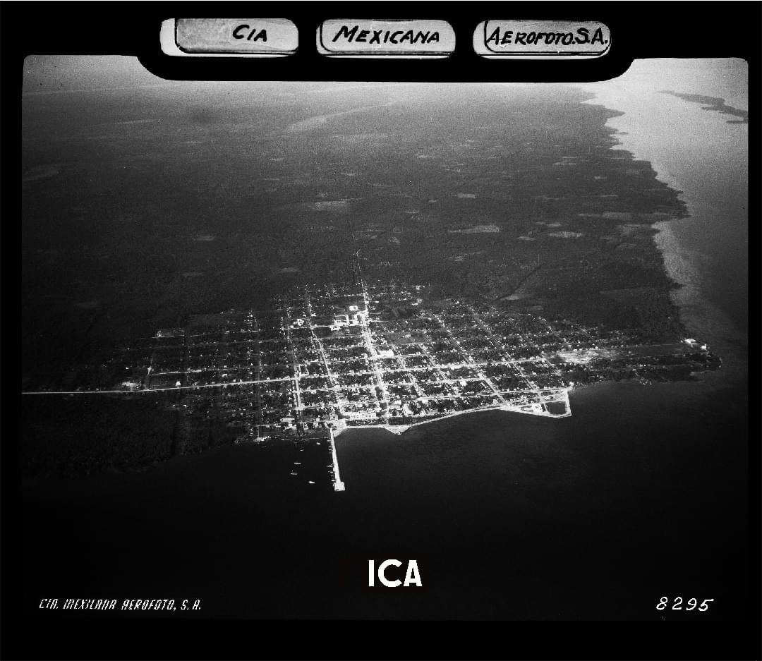 ICAMexico's tweet image. ¿Sabías que la Compañía Mexicana Aerofoto completó 38 obras tanto de fotografías verticales como oblicuas de Quintana Roo entre 1950 y 1990? Consulta las colecciones digitalizadas que forman parte del Acervo Histórico de Fundación ICA #CODIFICA fundacion-ica.org.mx