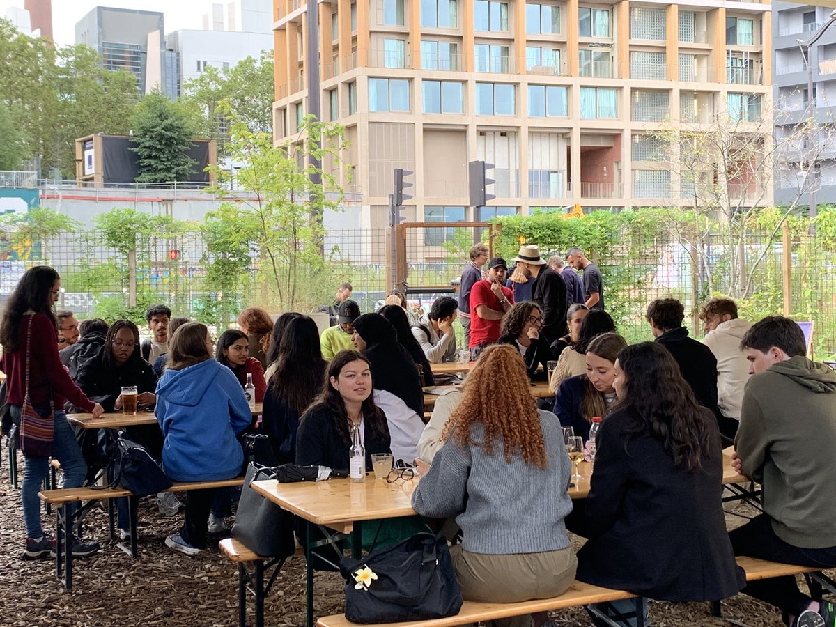 Giorgio Mattana (@mattana_giorgio) on Twitter photo Apéro de bienvenue pour nos promos de M1 et de M2 du Master de Chimie « Frontiers in Chemistry » ! <a href="/univ_paris_cite/">Université Paris Cité</a> <a href="/masterchem_upc/">Master Frontiers in Chemistry - UPC</a> Apéro de bienvenue pour nos promos de M1 et de M2 du Master de Chimie « Frontiers in Chemistry » ! <a href="/univ_paris_cite/">Université Paris Cité</a> <a href="/masterchem_upc/">Master Frontiers in Chemistry - UPC</a>