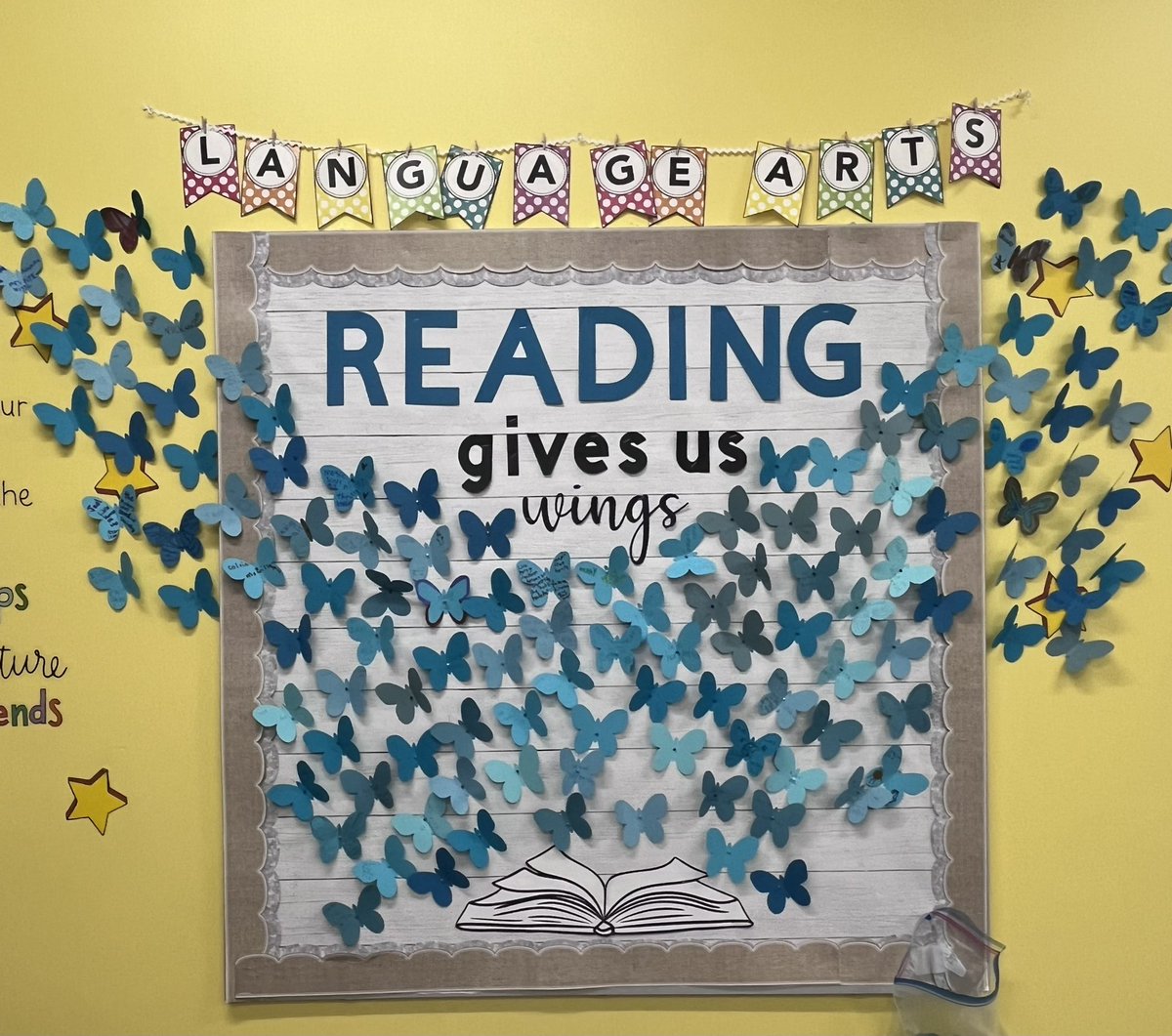 APEX Homeschool (@apexhomeschool) on Twitter photo At APEX Students are encouraged to read and add a butterfly to the board that has their name and the title of their favorite book. Keep on reading Wolfpack!  #StVrainStorm <a href="/SVVSD/">St. Vrain Valley Schools</a> <a href="/goSVVSD/">Chase McBride</a> <a href="/SVVSDsupt/">SVVSDsupt</a> <a href="/SVVSDdeputy/">Jackie Kapushion, Ed.D.</a> <a href="/CurriculumTalk/">Kahle Charles</a> <a href="/Lyons_ES/">Lyons Elementary</a> <a href="/AltonaMS/">Altona Middle School</a> <a href="/SilverCreek_HS/">Silver Creek High School</a> <a href="/AltonaAP/">M. Travis O’Hair</a> At APEX Students are encouraged to read and add a butterfly to the board that has their name and the title of their favorite book. Keep on reading Wolfpack!  #StVrainStorm <a href="/SVVSD/">St. Vrain Valley Schools</a> <a href="/goSVVSD/">Chase McBride</a> <a href="/SVVSDsupt/">SVVSDsupt</a> <a href="/SVVSDdeputy/">Jackie Kapushion, Ed.D.</a> <a href="/CurriculumTalk/">Kahle Charles</a> <a href="/Lyons_ES/">Lyons Elementary</a> <a href="/AltonaMS/">Altona Middle School</a> <a href="/SilverCreek_HS/">Silver Creek High School</a> <a href="/AltonaAP/">M. Travis O’Hair</a>