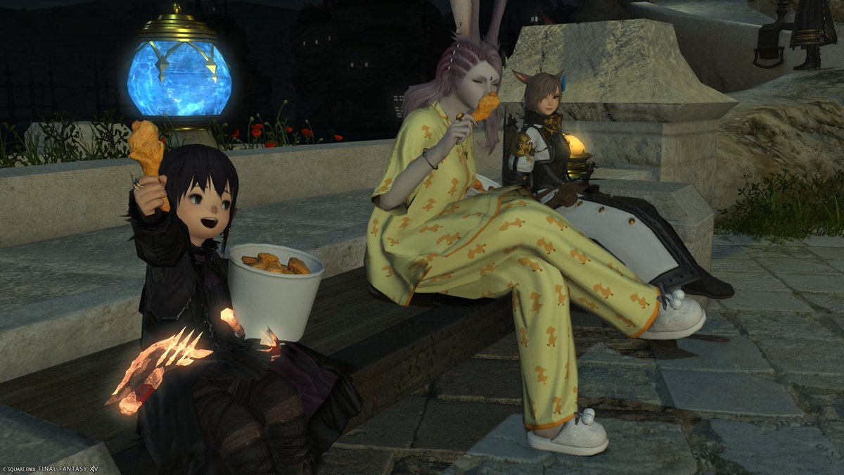 mapijopi's tweet photo. くろのたんもリムサでチキン食べてて今日は久しぶりなことがいっぱいですな🙄🍗#ff14 https://t.co/bWArVrIdQL