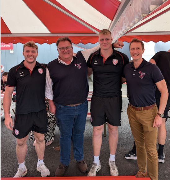 Punchline-Gloucester.com tweet media