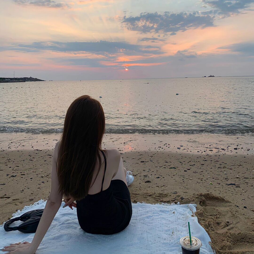 Out in the open sea, playing with the water. A time to unwind and be free.