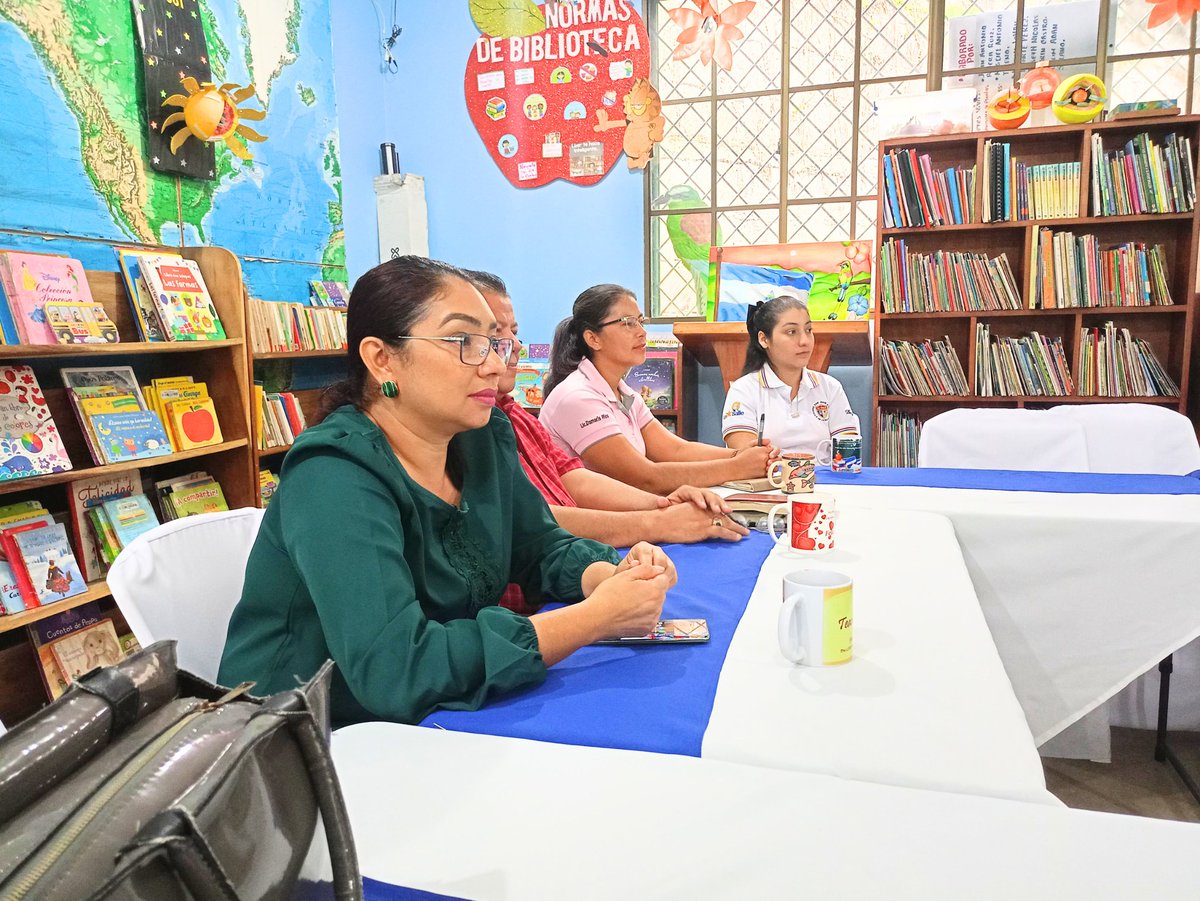 Participamos en Encuentro Virtual con Directores y Subdirectores de Centros Educativos Privados y Subvencionados, abordando la “Visión y Práctica de la nueva Estrategia Nacional de Educación, Bendiciones y Victorias”.