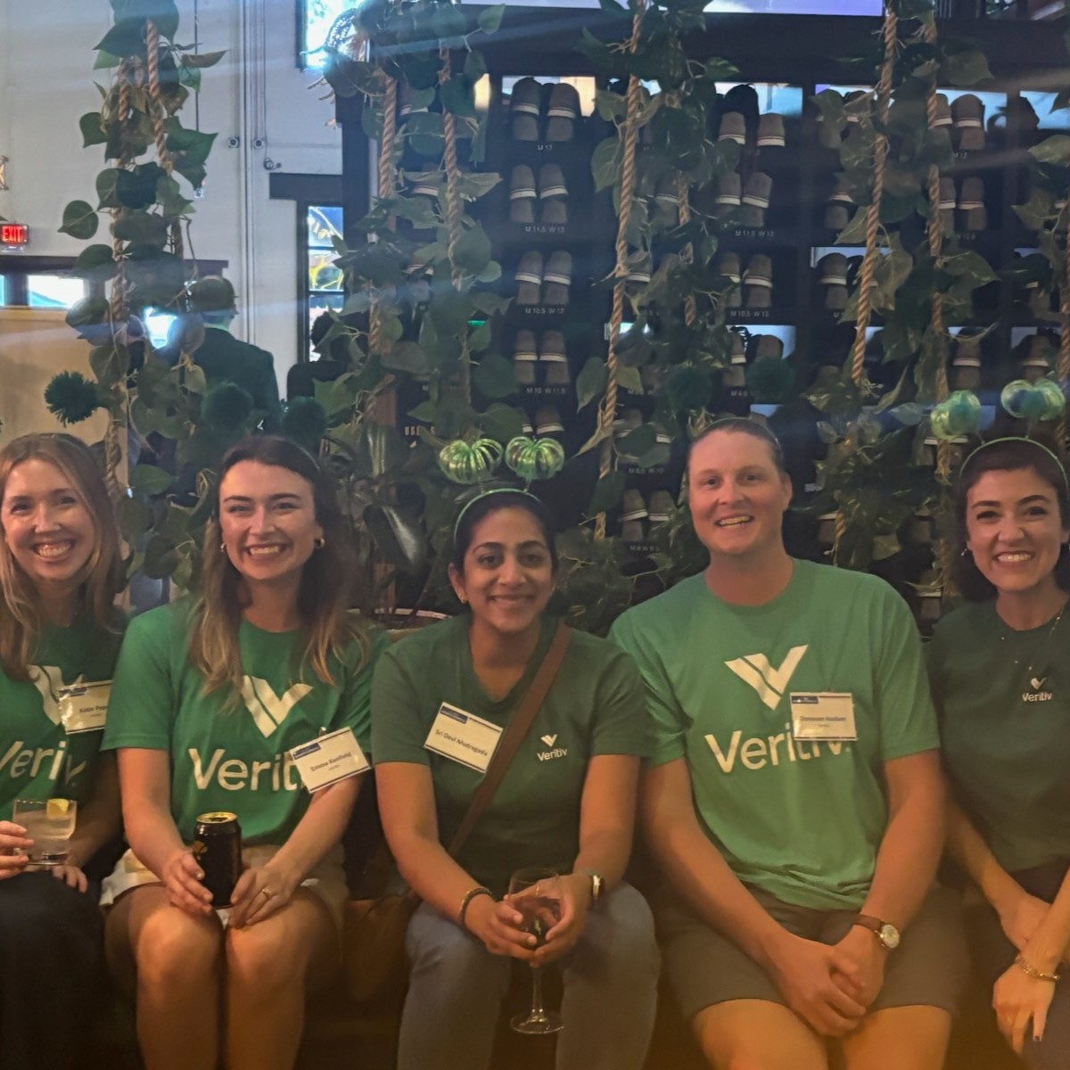 Veritiv's tweet image. Veritiv was named a "Best Places to Work" in Atlanta! Thank you to all our employees whose dedication and hard work have helped us stand out and become a company where every team member feels empowered! To join our team, bit.ly/4e12Uy3.
#BestPlaceToWork #VeritivProud