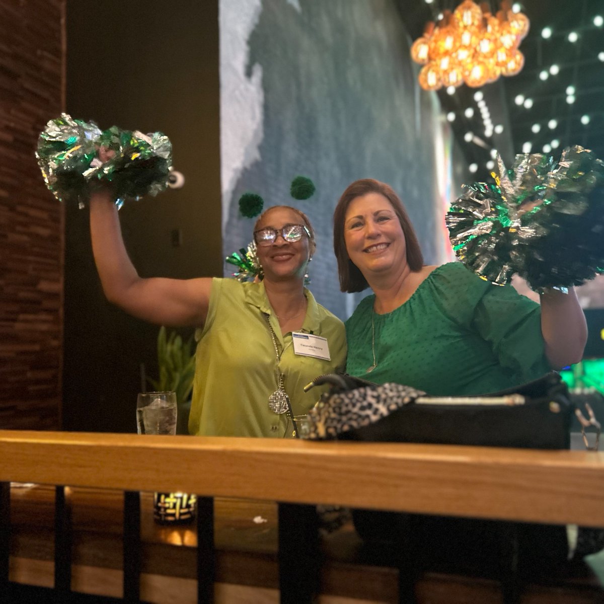 Veritiv's tweet image. Veritiv was named a "Best Places to Work" in Atlanta! Thank you to all our employees whose dedication and hard work have helped us stand out and become a company where every team member feels empowered! To join our team, bit.ly/4e12Uy3.
#BestPlaceToWork #VeritivProud