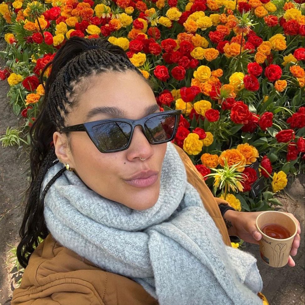 TuaUpdates's tweet photo. Happy 36th Birthday to the talented Emmy Raver-Lampman! 💛 https://t.co/dz4fhghbEA