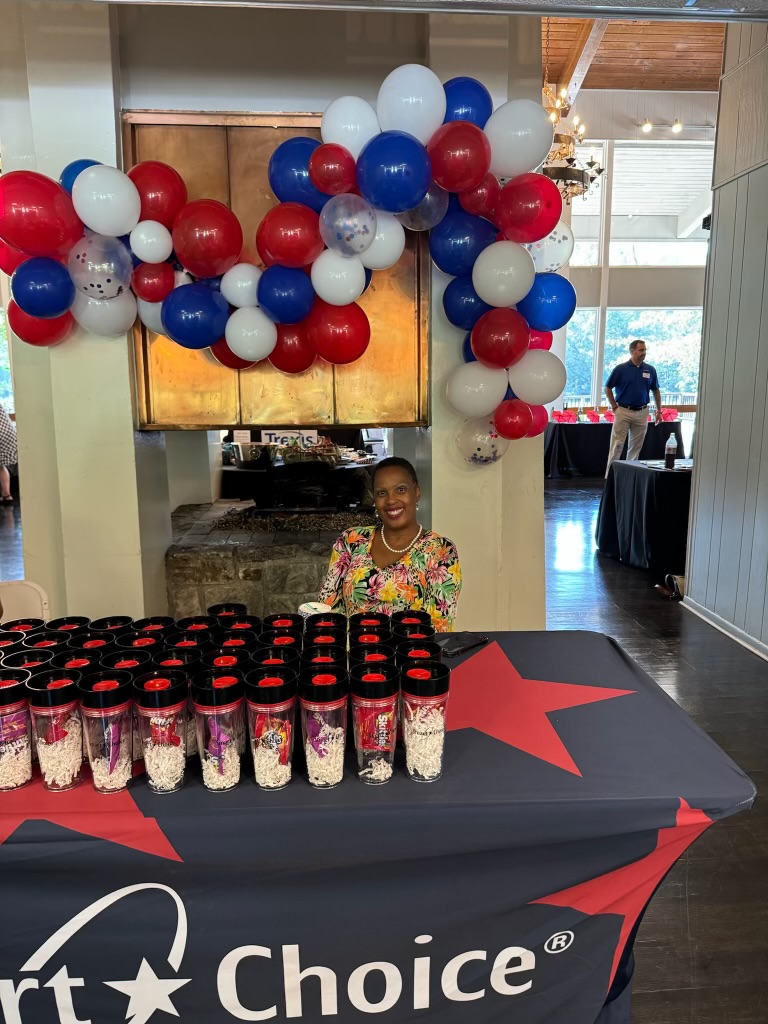 SmartChoiceWIN's tweet image. Great connections and valuable insights at the Smart Choice Georgia state meeting! We're shaping the future of insurance together. 🌟

#FastestGrowingAgencyNetwork #SmartChoice #StateMeeting