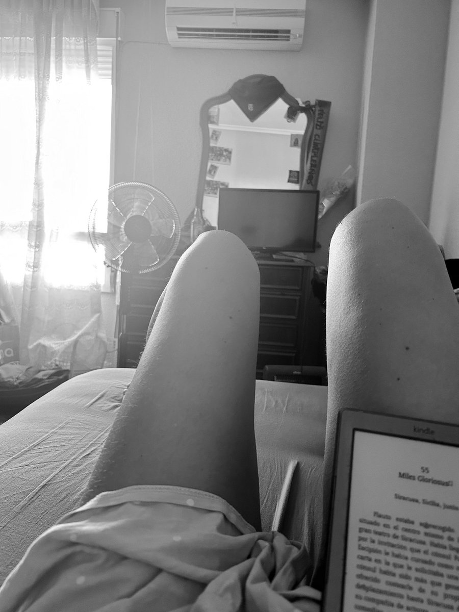 silgalba's tweet photo. #vivirconesclerosis tambien es que llegue septiembre y tu cuerpo se ponga en huelga de vida!! Pesa toneladas, el cansancio duele fisica y mentalmente. Del curro a la cama y de la cama al curro. Super divertido!!! #em #EsclerosisMúltiple #lavidaesasi https://t.co/6TE9tdvyAF