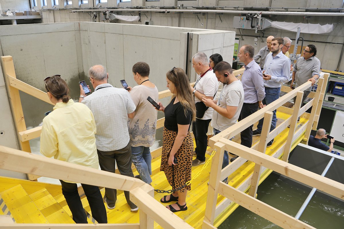 ICPDR_ORG's tweet photo. 🌍 This week, a Ukrainian delegation visited 🇦🇹 to explore #NatureBasedSolutions for #FloodRisk management! Hosted by @umweltbundesamt &amp; the @BML_gv_at, they’re gaining insights on #NatureBasedSolutions for #FloodRisk management. Funded by #TAIEX🌱 © Umweltbundesamt/B. Gröger https://t.co/tGCUxh0ciN