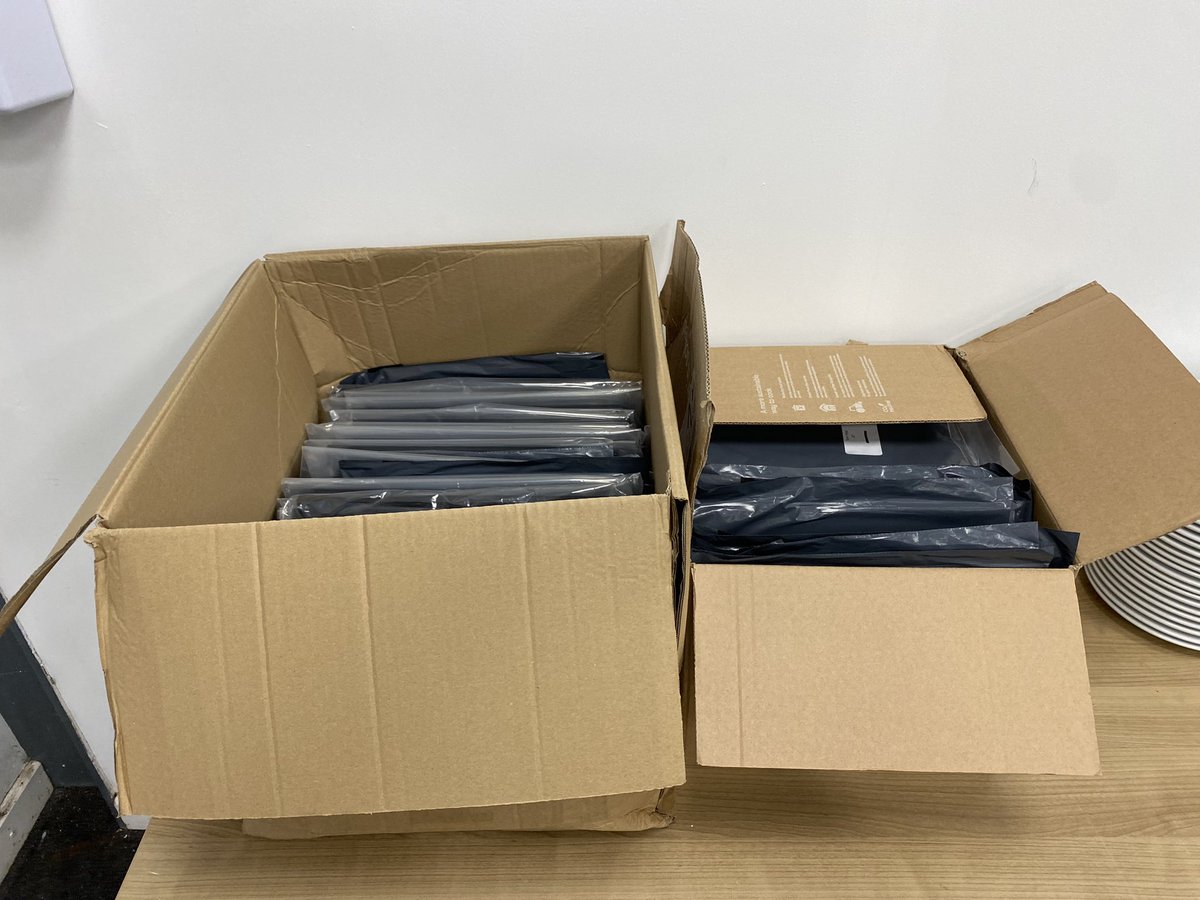 DHSBPTFA's tweet photo. @DHSBoys A big thank you to Maria, Rachel, Smita and Atul for their help yesterday framing the 11+ certificates of achievement, labelling them and the academic calendars to be distributed.  Still available online at https://t.co/hMczOvmokN if you would like to buy them. https://t.co/QjFaHRCea0
