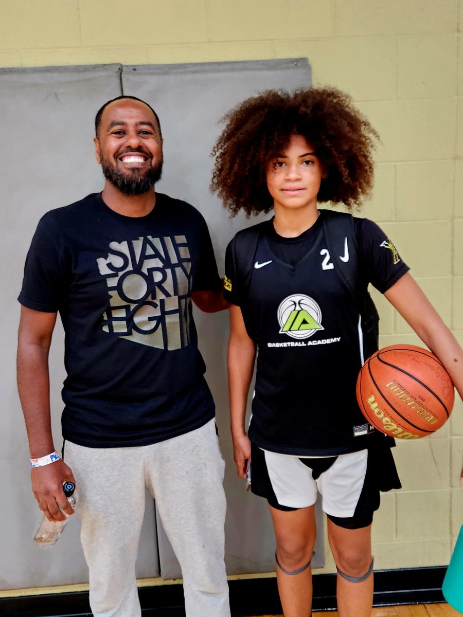 JaiyanaJacobs29's tweet image. AZGR LABOR DAY CLASSIC 16U 🏆 #playingup #classof2029 @AdiaBarnes @BTNScouting @coach_camille @Coach_Two_Three @CoachAdair @CoachCurry @ColstenThompson @CoachLindsayG @_CoachMetz @YolettMcCuin @CoachFrese @CoachShelby @CoachHugheyUH @CoachDianeRich @coachmesser @NikeGirlsEYBL