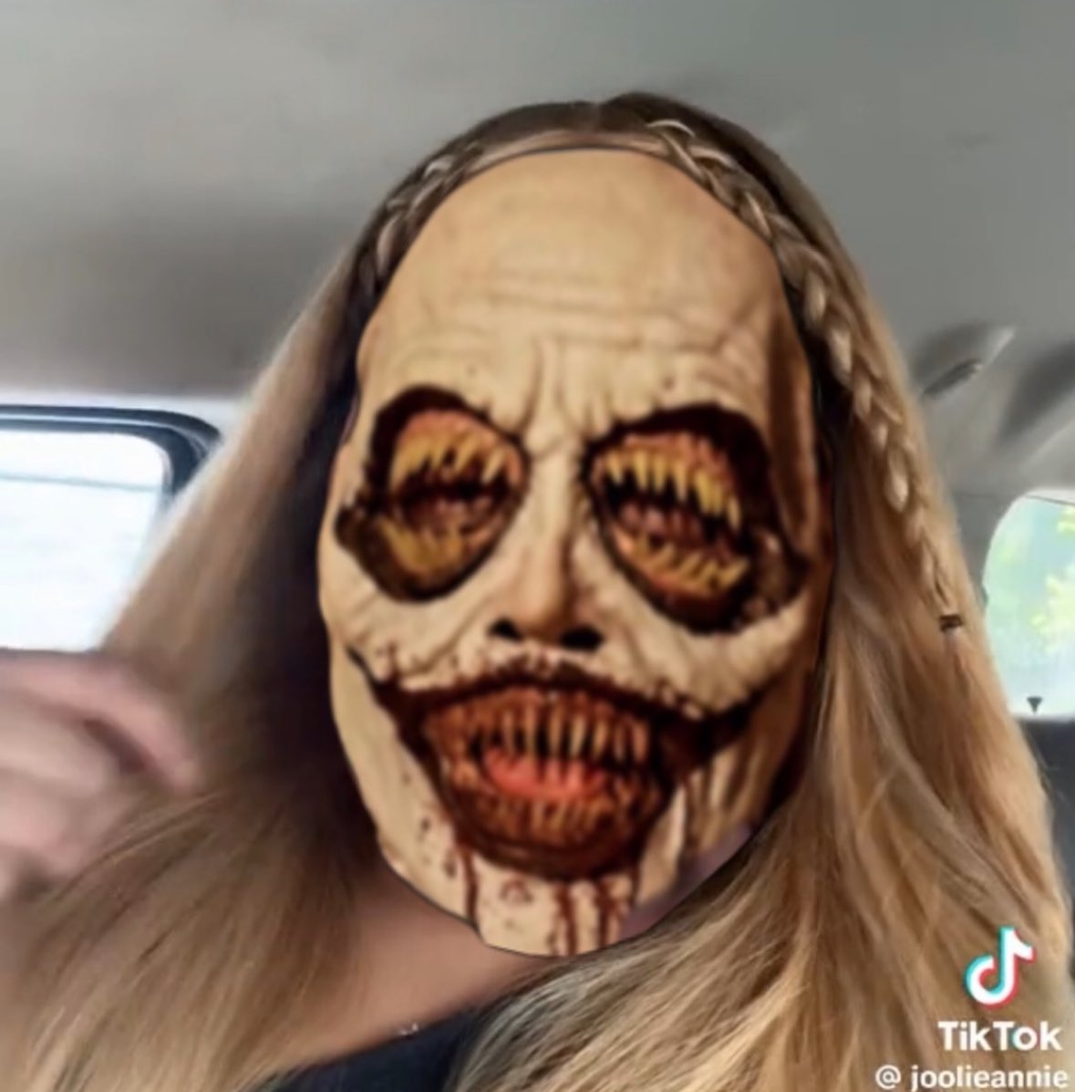 you see how i do my make-up for work? very demure, very mindful, very cutesy😌