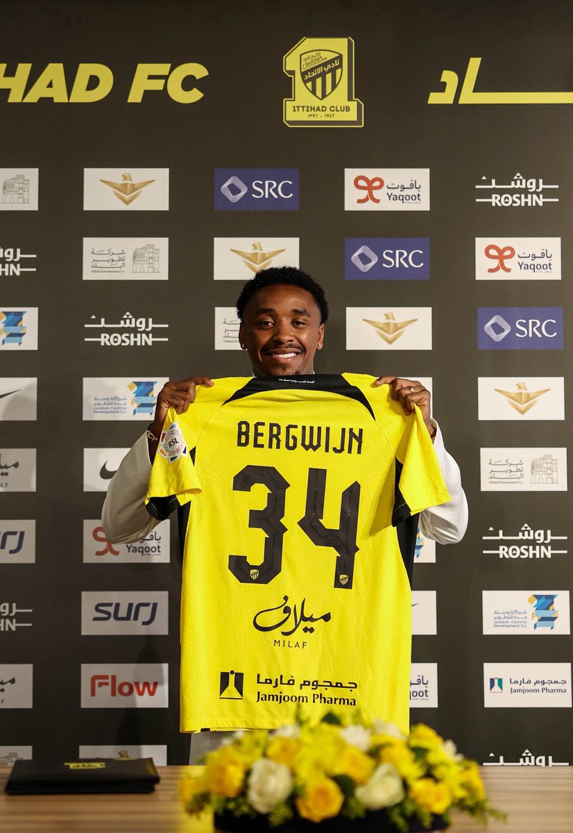 frexbb's tweet image. بالرقم "34 " الهولندي بيرجوين بـ #الاتحاد 

رقم غروهي سابقاً 💔