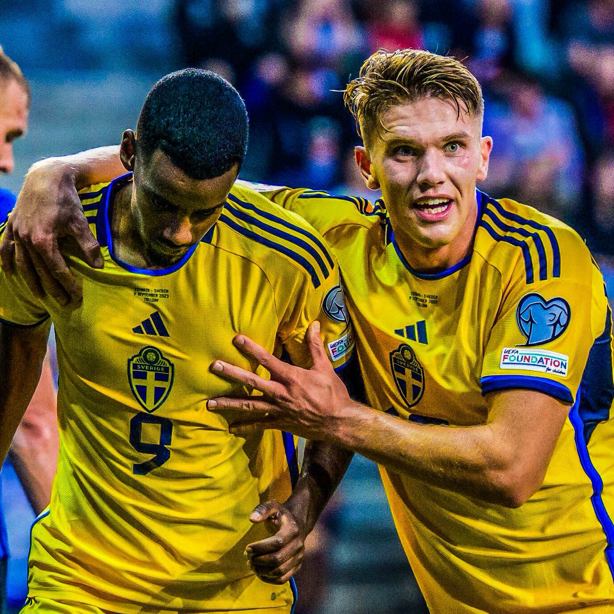 eurofootcom's tweet photo. 🇸🇪🔥 𝐆𝐘𝐎𝐊𝐄𝐑𝐄𝐒 𝐱 𝐈𝐒𝐀𝐊 ‼️ https://t.co/N3rufKs1Ic