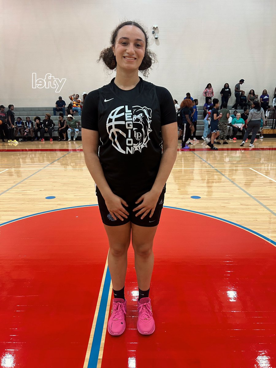 Duncanville Fall League Standouts 📈‼️ 

Dallas Lincoln 28’ 5’9 PG  Lanae Dallas 

Duncanville 27’ 5’7 PG Samari Holmen 

W.T. White 27’ 5’10 G  Bisola Arowolo 

Legion Prep 25’ 6’1 F Maiesha Washington 

#SuddenExposure