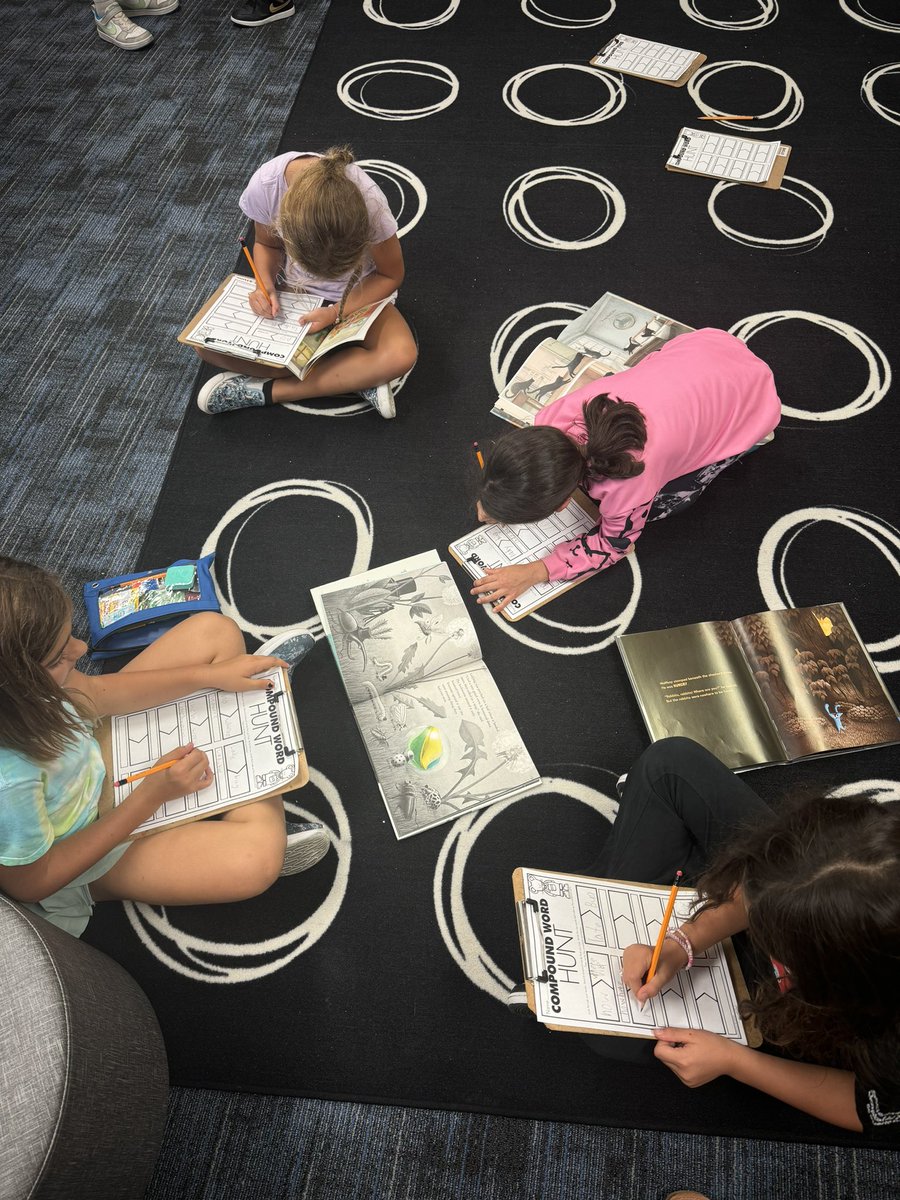 MrsHinz2nd's tweet image. Going on a compound word hunt in our books! @BeckElem