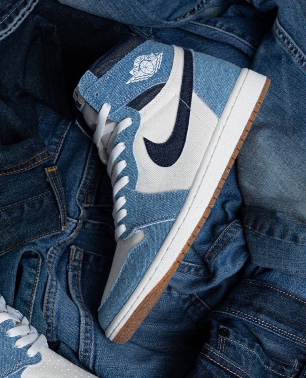 Nike bts20 deals