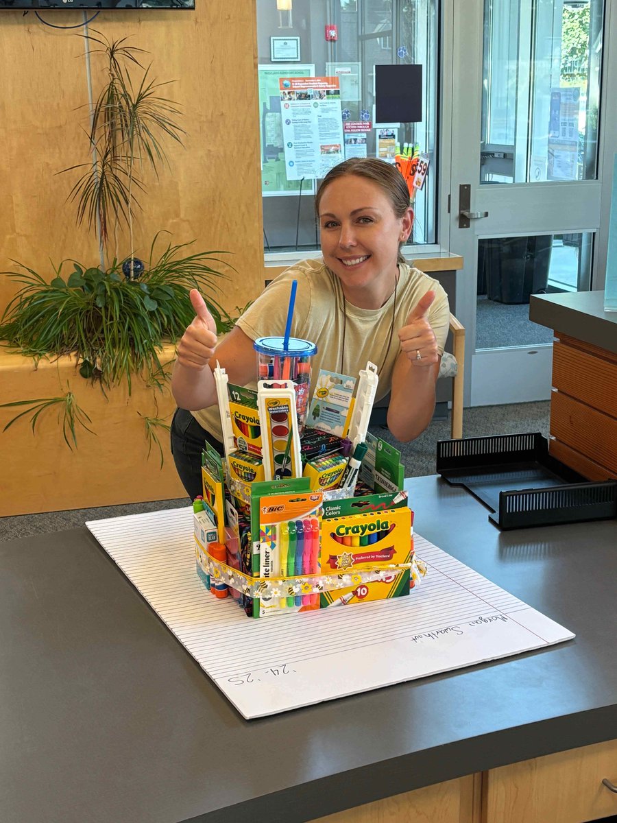 Congrats to our MLE 1st grade teacher Morgan Swarthout for receiving Henschell Chiropractic Teacher of the Year! <a href="/NbctWade/">AP Wade</a> <a href="/SumnerSchools/">Sumner-Bonney Lake School District</a>