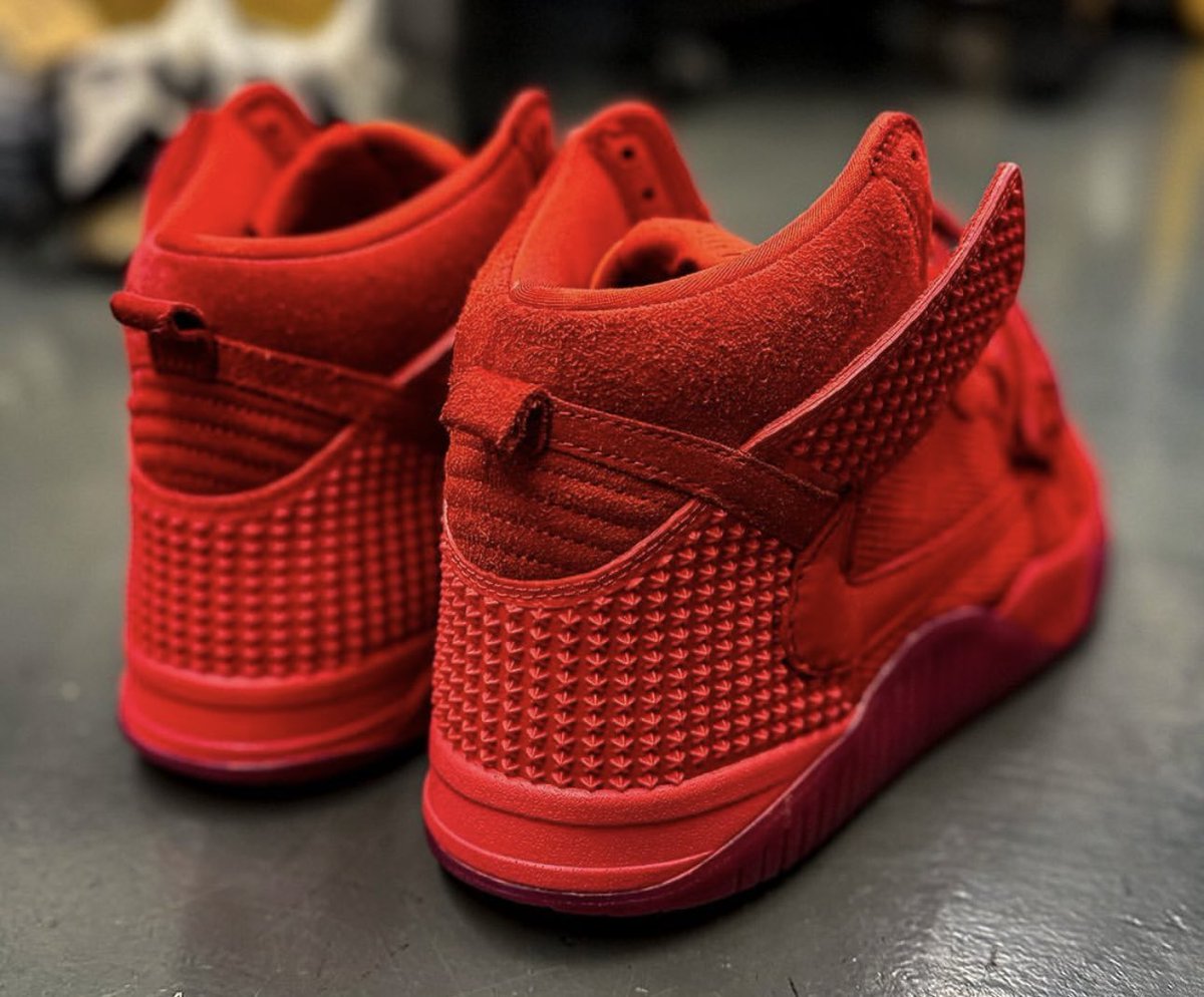 Red October” Travis Scott Jordan Jumpman Jack x Nike Dunk High 