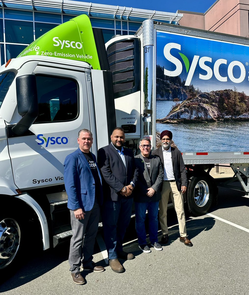 rparmar_BC's tweet image. Proud to see @SyscoCanada launch their first set of electric delivery trucks in Canada right here in #Langford! 🌍🚛 

Just across the road from BC’s first electric school buses. 

Grateful the Government of BC could be a partner in making this happen!