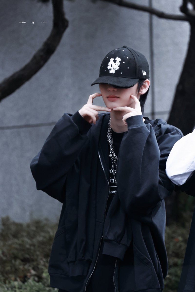 코랫 tweet media